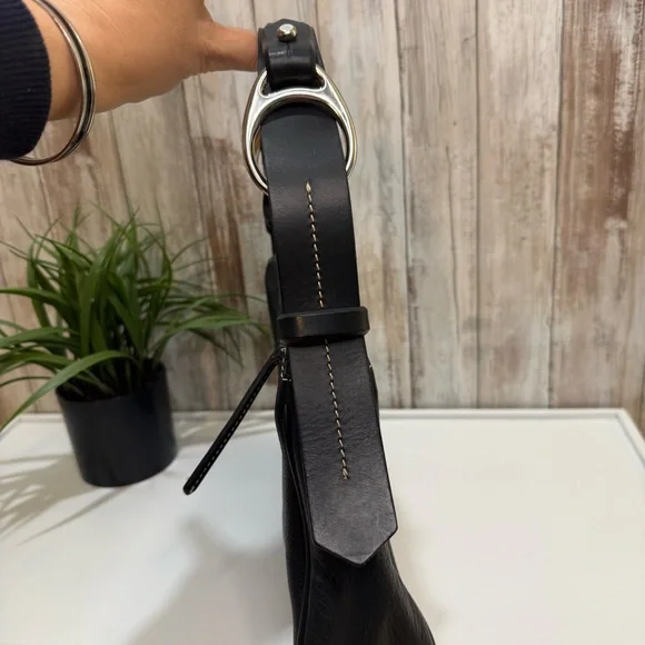 DOONEY & BOURKE East West Hobo Shoulder Bag - Picture 5 of 10